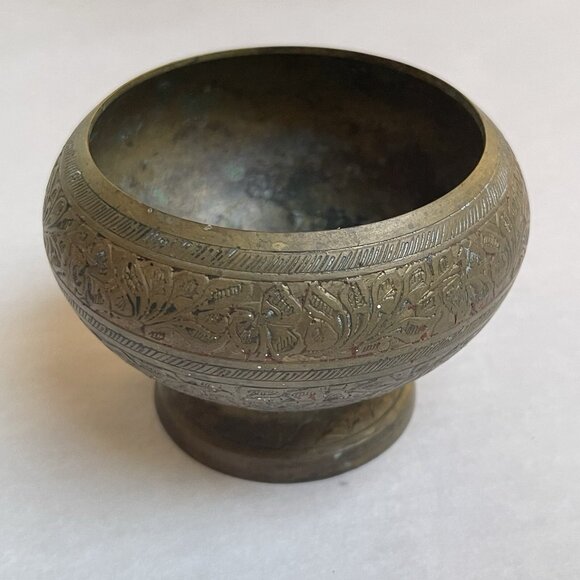 Beautiful Solid Brass Etched Footed Bowl Trinket Holder Planter Home Decor - Picture 1 of 6